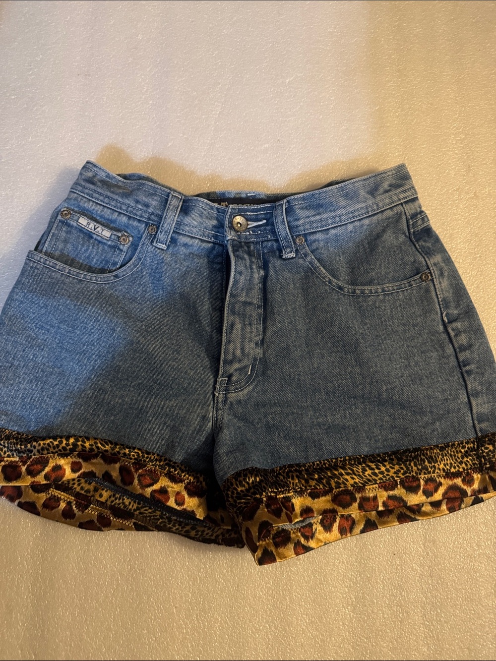 Classic Blue Denim Shorts with Leopard Trim size 7/8